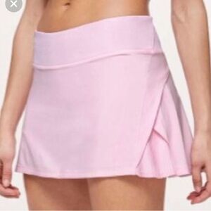 Lululemon Pearl Pink Play Off The Pleats Running / Tennis Skirt / Skort Size 6